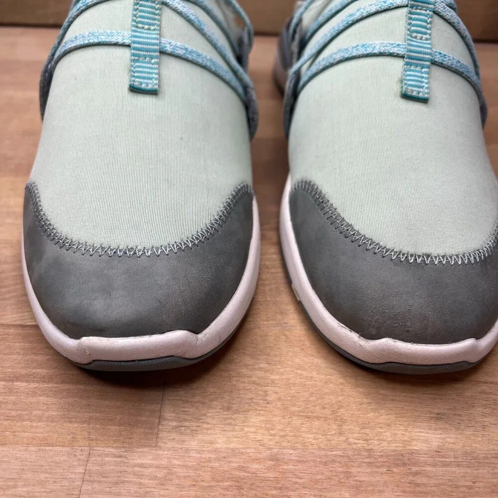 Women's Olukai Miki Li  Comfort Sneakers Shoes Size 8
